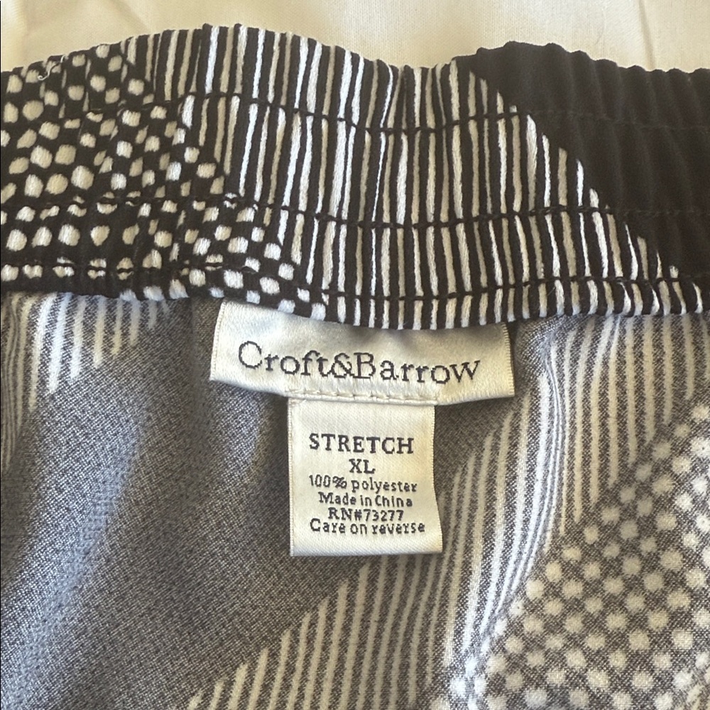 Croft & Barrow Black and White Patterned Skirt - Picture 2 of 5